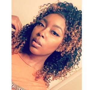 Meet your Posher, Shaquana